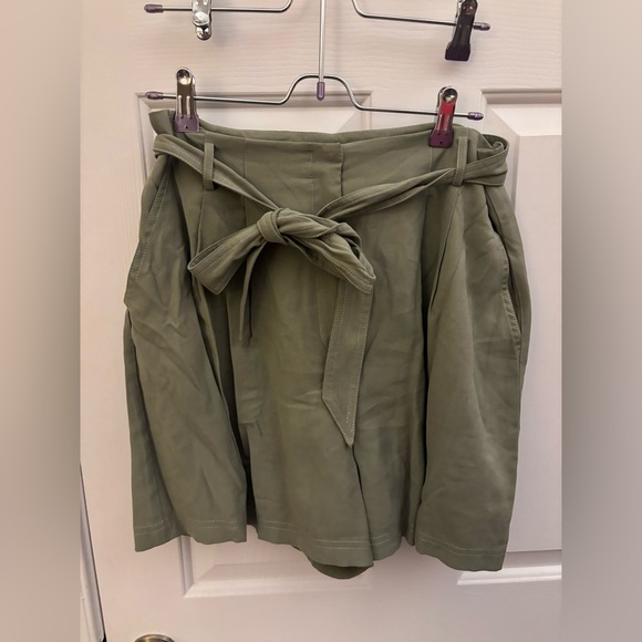 BCBGMaxAzria Pants - BCBGMaxAzria Olive Green High-Waist Tie Shorts